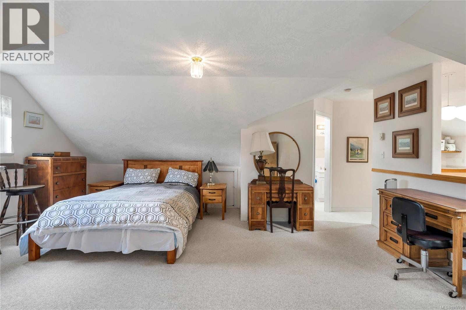  6572 Bird's Eye Drive, Duncan