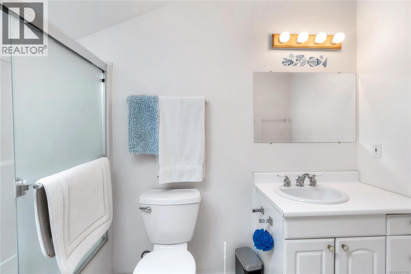  6572 Bird's Eye Drive, Duncan