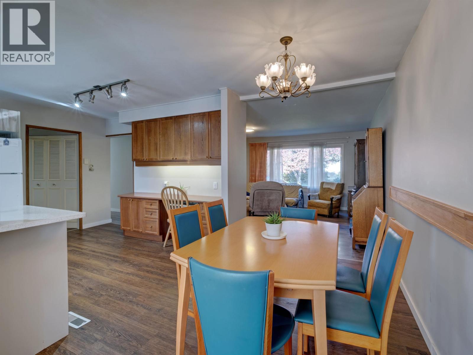 4657 WHITAKER ROAD, Sechelt