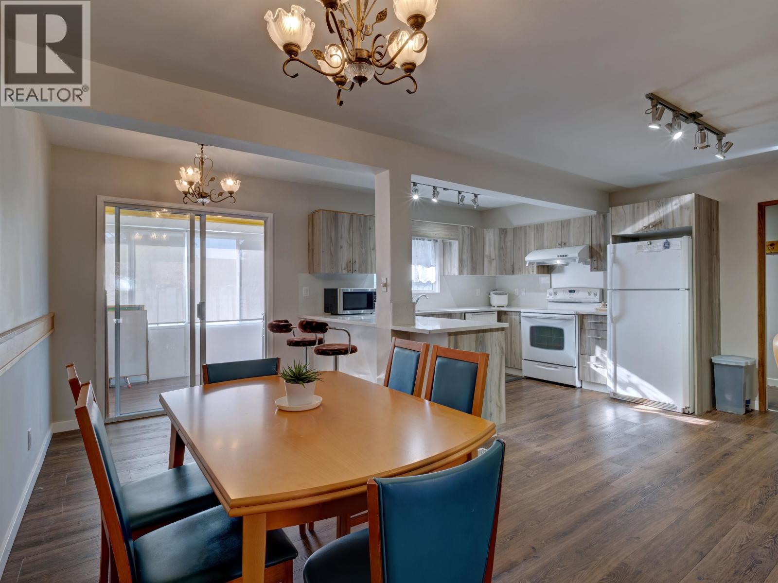 4657 WHITAKER ROAD, Sechelt