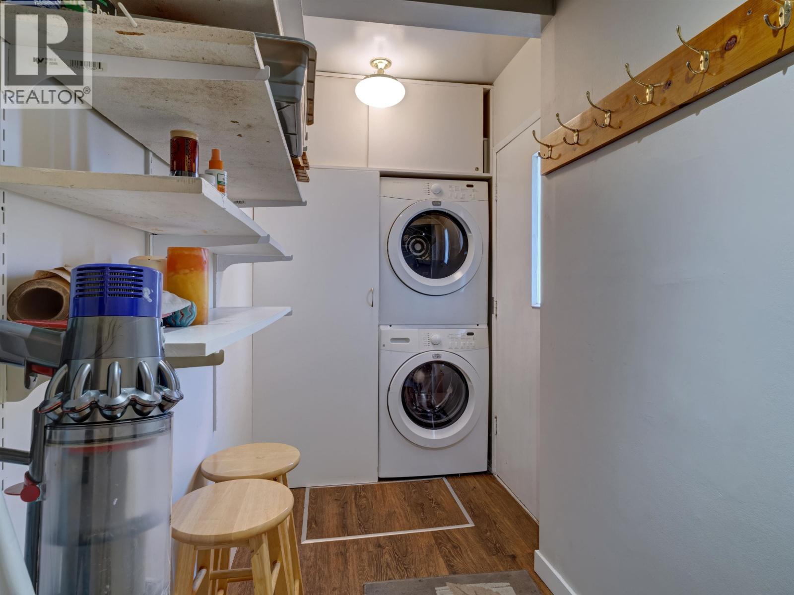 4657 WHITAKER ROAD, Sechelt