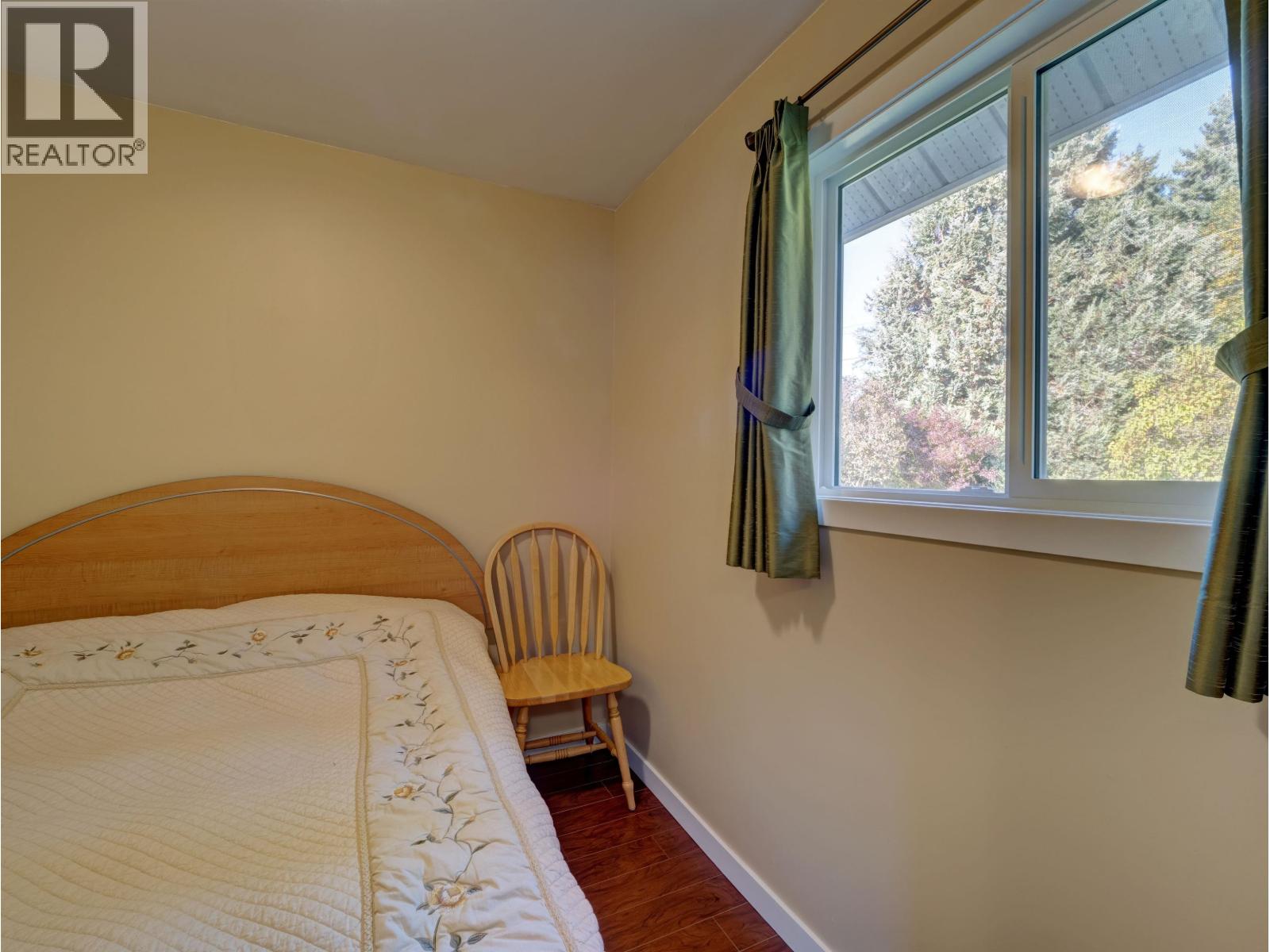 4657 WHITAKER ROAD, Sechelt