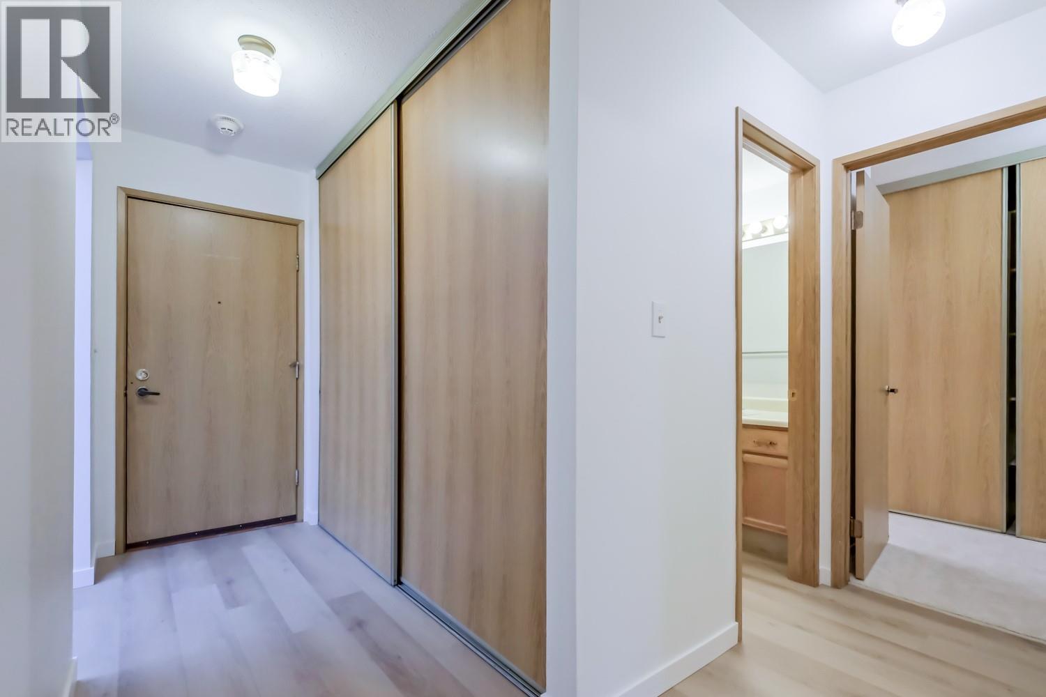105 2110 Hoy Street, Kelowna