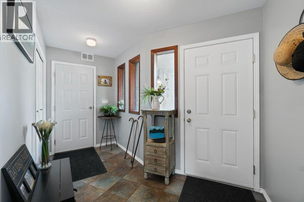 28 2592 Alpen Paradies Road, Blind Bay