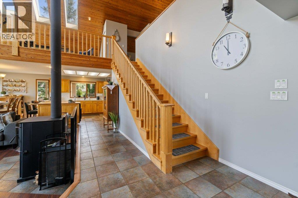 28 2592 Alpen Paradies Road, Blind Bay