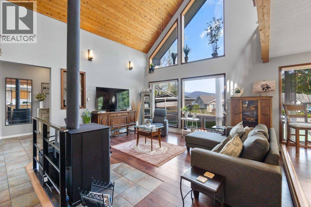 28 2592 Alpen Paradies Road, Blind Bay