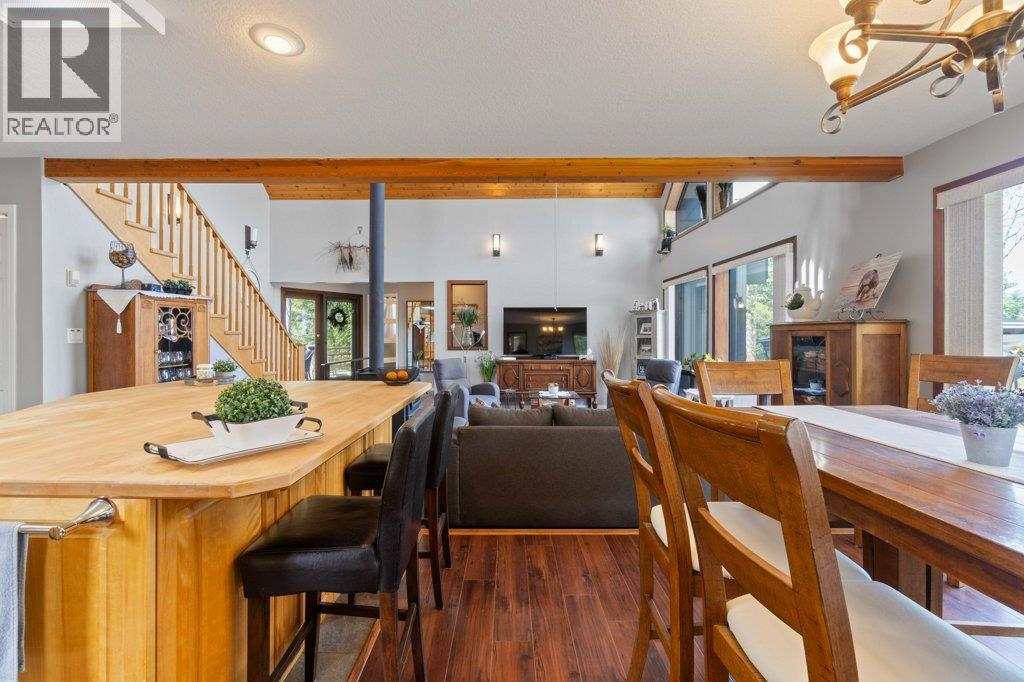 28 2592 Alpen Paradies Road, Blind Bay
