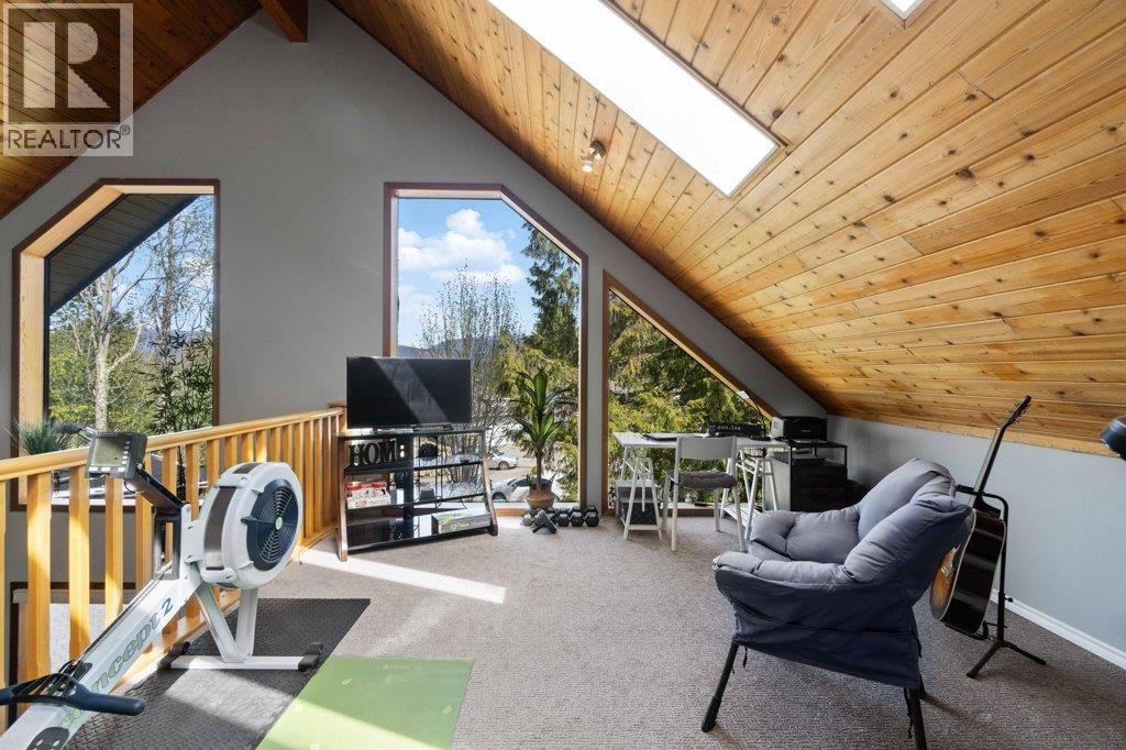 28 2592 Alpen Paradies Road, Blind Bay