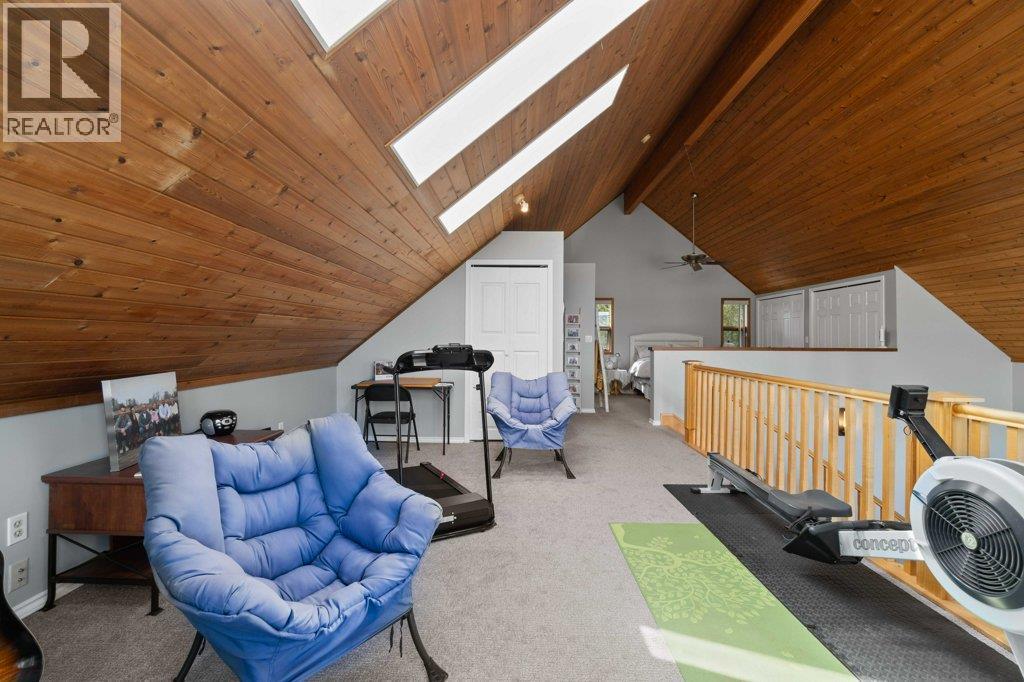28 2592 Alpen Paradies Road, Blind Bay