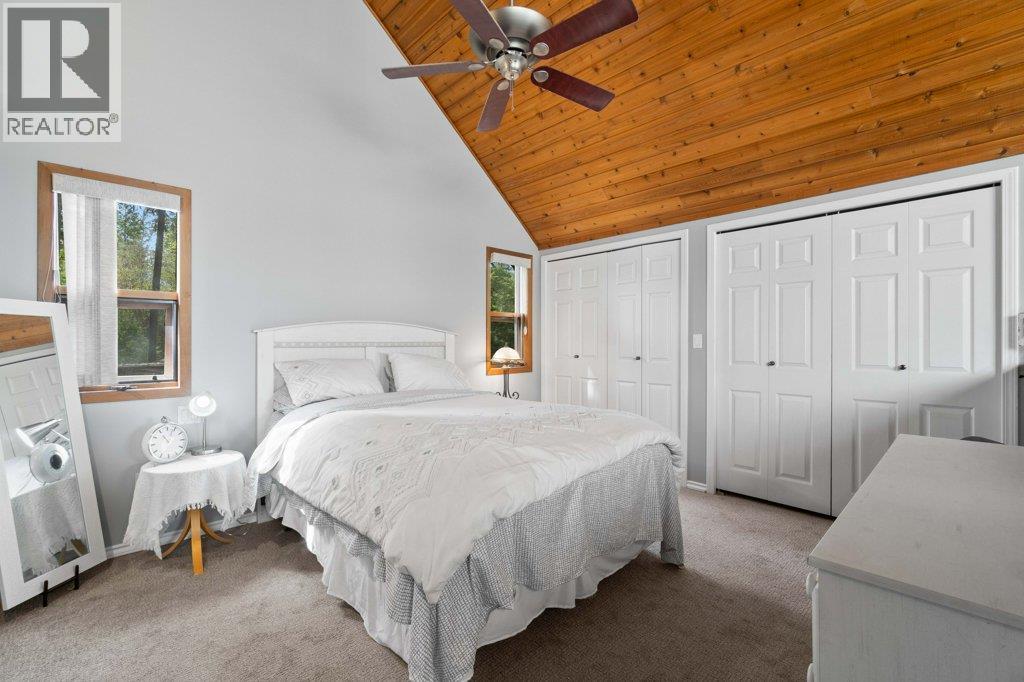 28 2592 Alpen Paradies Road, Blind Bay