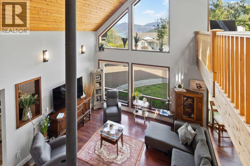 28 2592 Alpen Paradies Road, Blind Bay