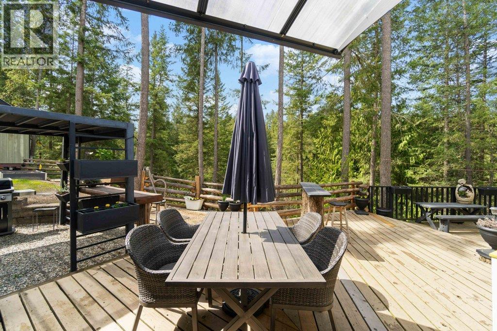 28 2592 Alpen Paradies Road, Blind Bay