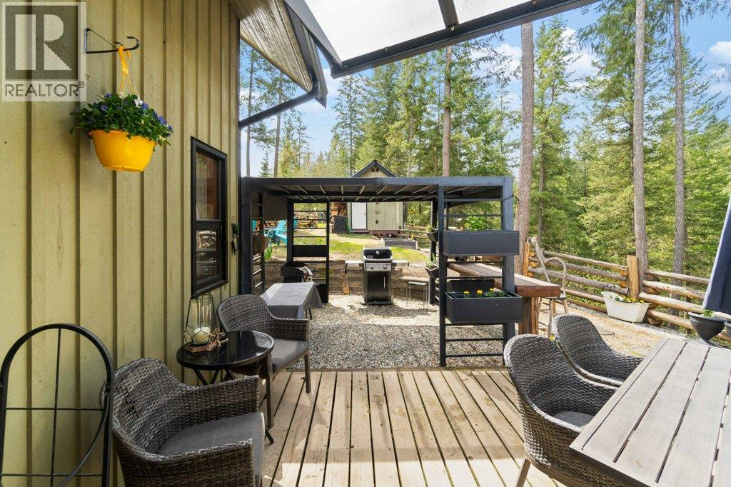 28 2592 Alpen Paradies Road, Blind Bay