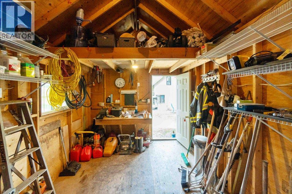 28 2592 Alpen Paradies Road, Blind Bay