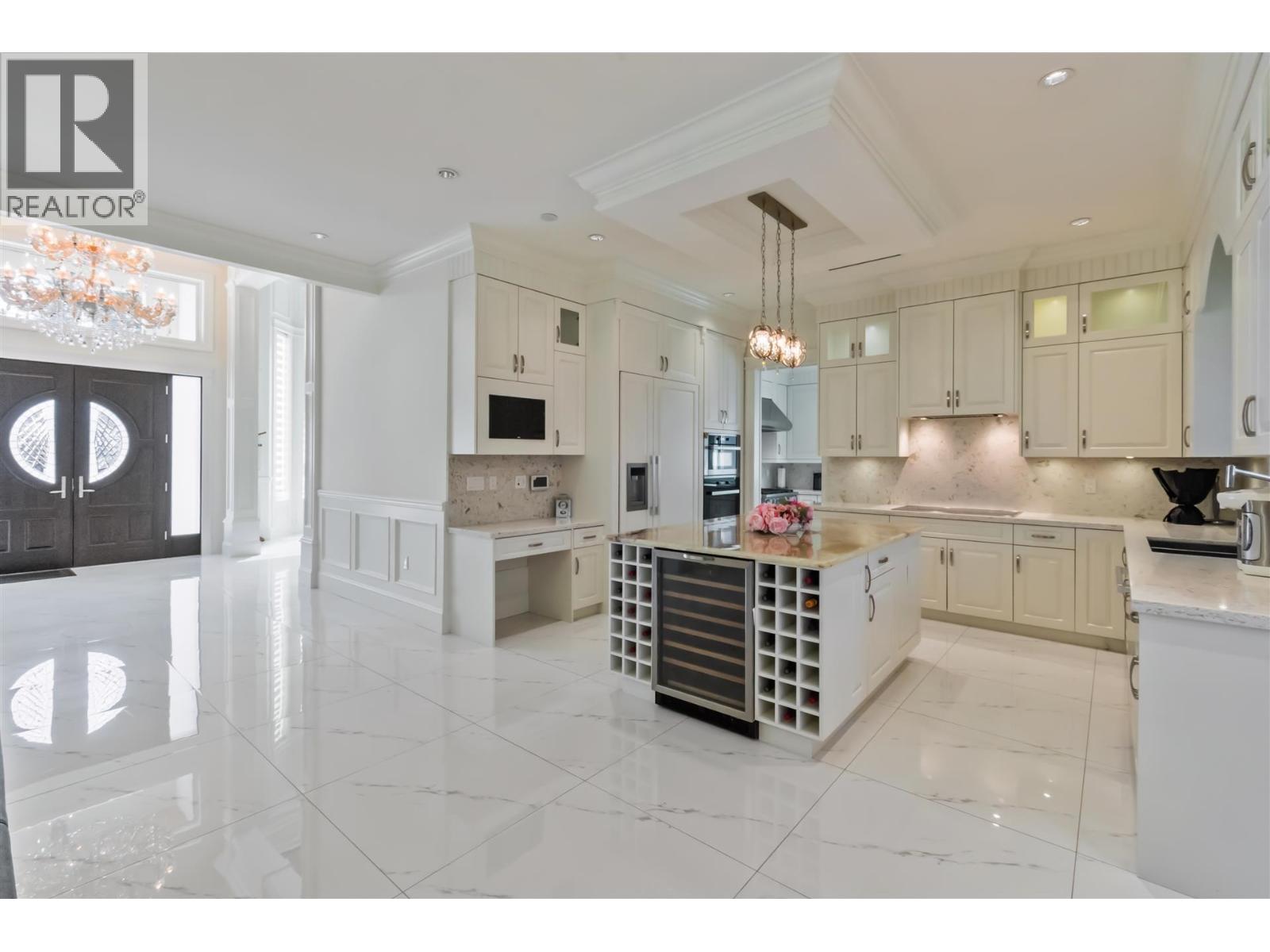 8371 MOWBRAY Road, Richmond