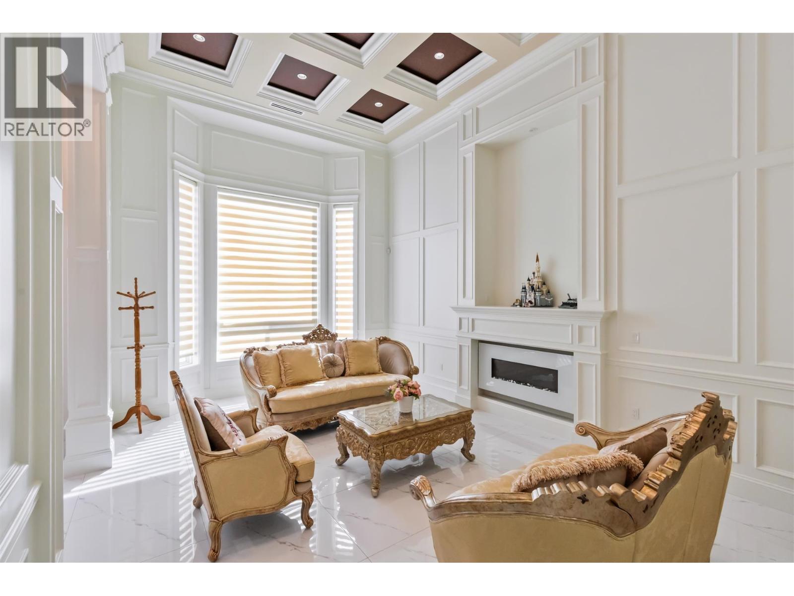 8371 MOWBRAY Road, Richmond