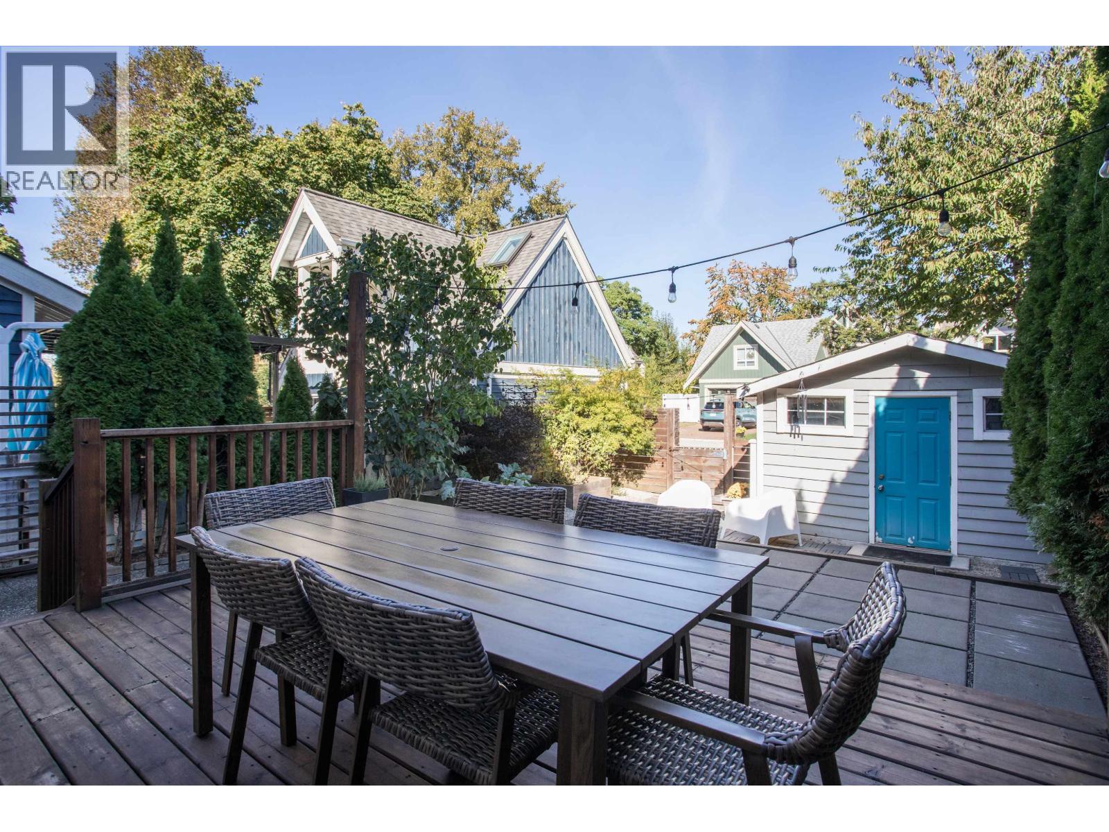 183 STAR CRESCENT, New Westminster