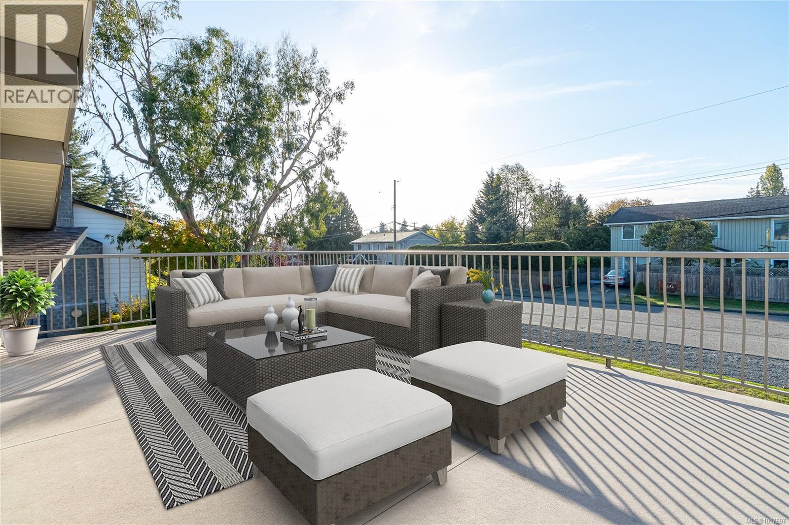 545 Rowan Ave, Parksville