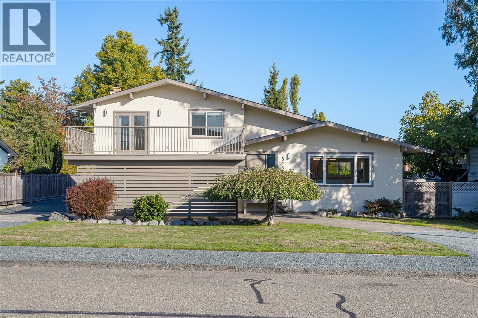 545 Rowan Ave, Parksville