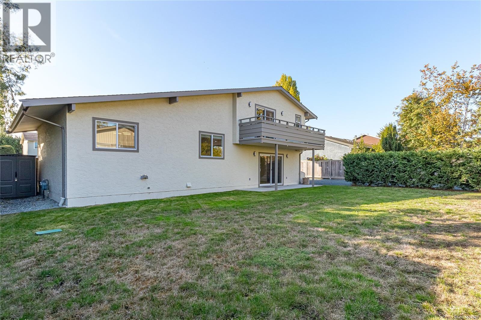 545 Rowan Ave, Parksville