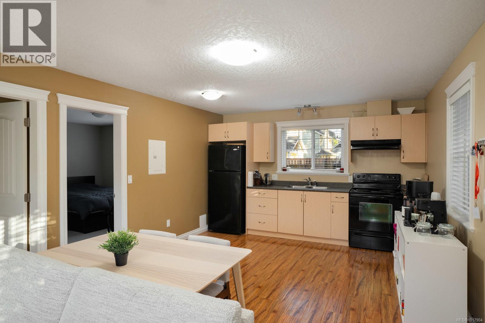  3448 Happy Valley Road, Langford