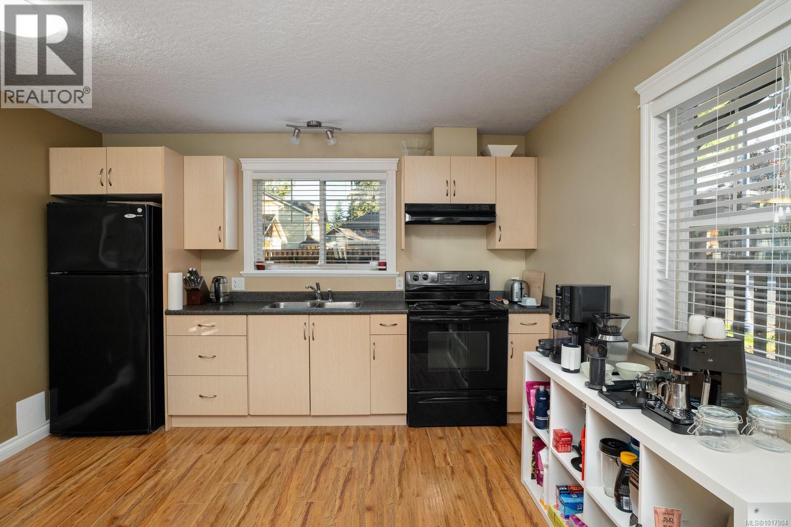  3448 Happy Valley Road, Langford