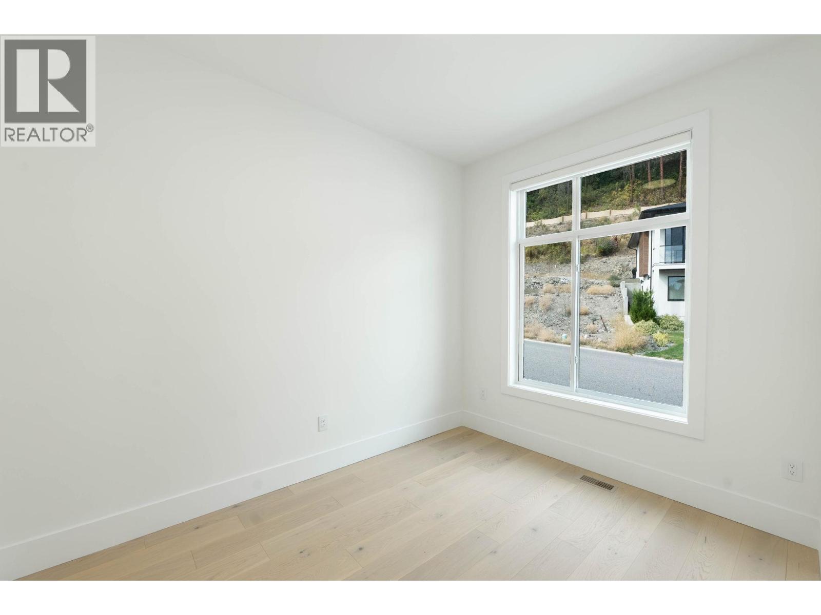 30 830 Westview Way, West Kelowna