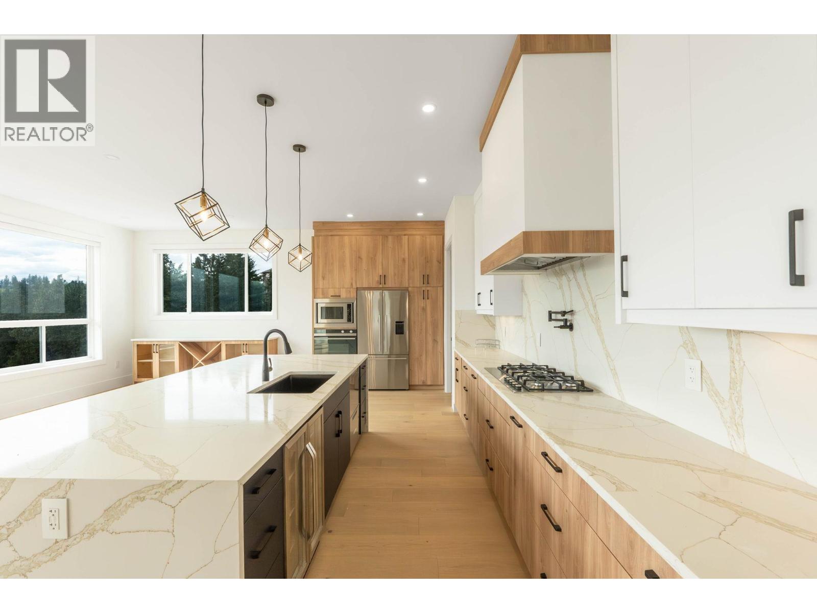 30 830 Westview Way, West Kelowna