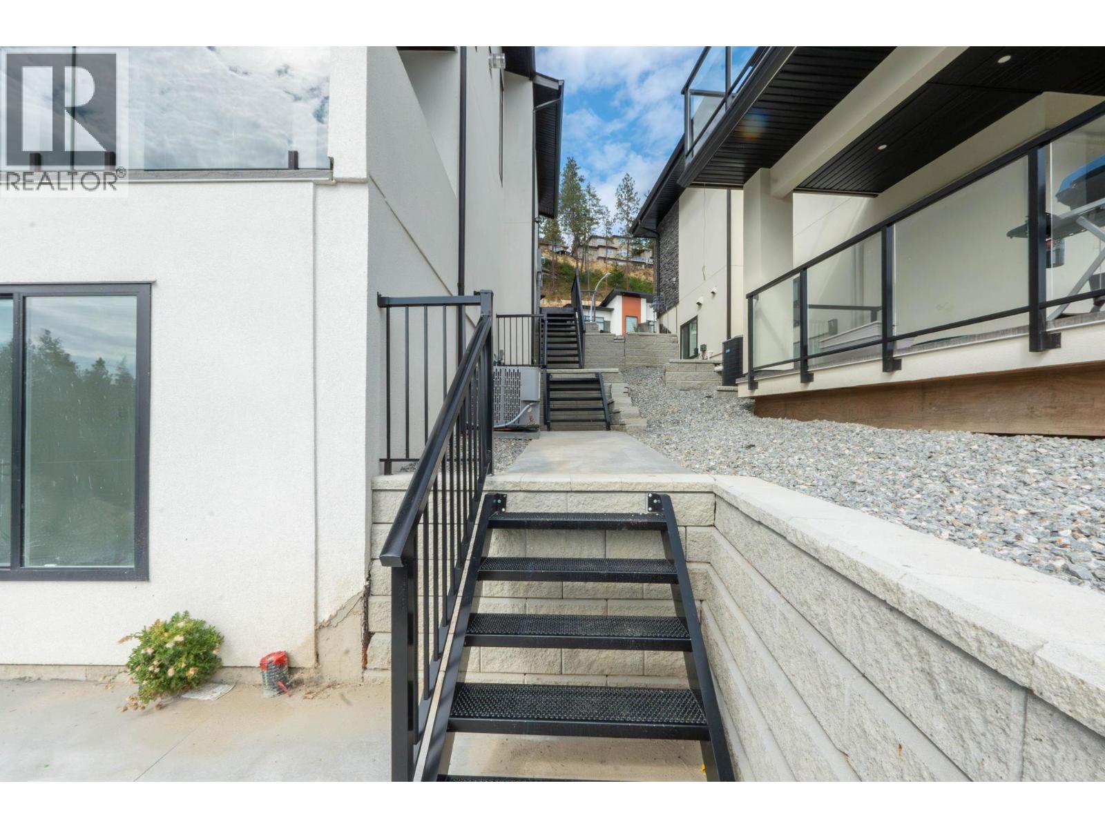 30 830 Westview Way, West Kelowna