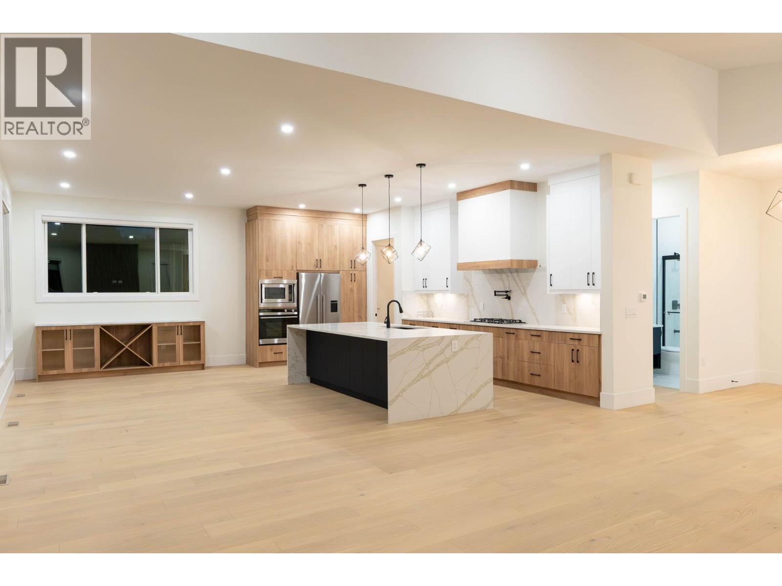 30 830 Westview Way, West Kelowna