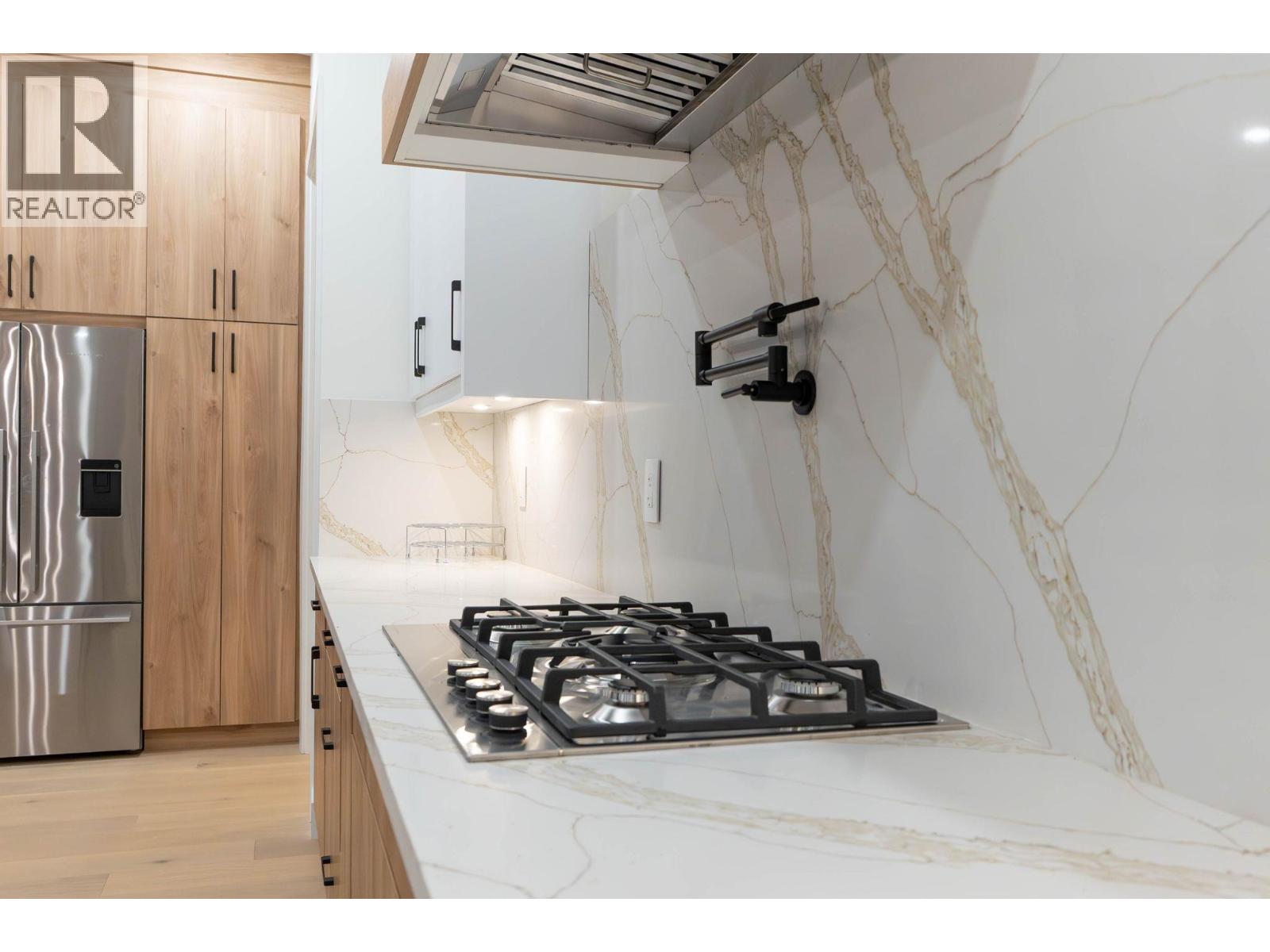 30 830 Westview Way, West Kelowna