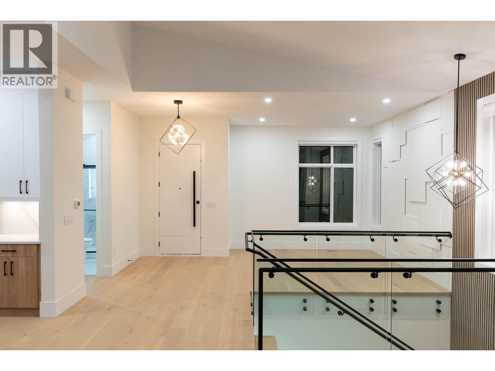 30 830 Westview Way, West Kelowna