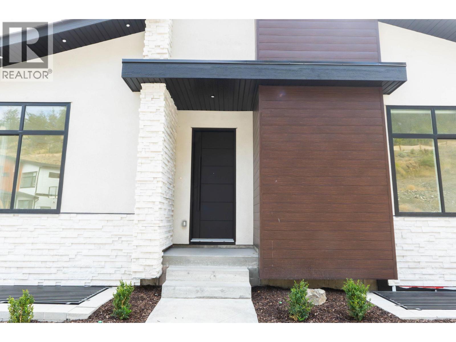 30 830 Westview Way, West Kelowna