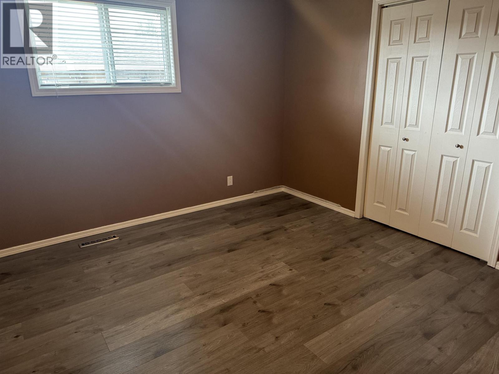 220 CRYSDALE DRIVE, Mackenzie