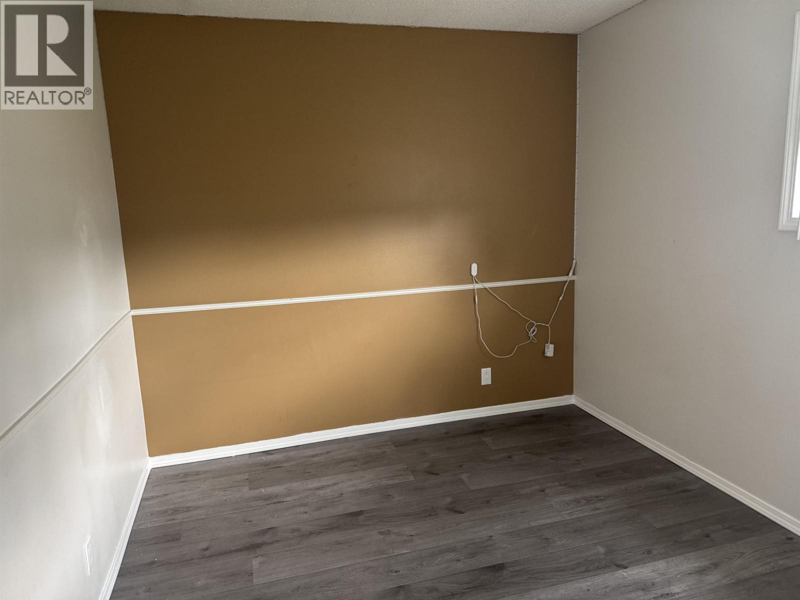 220 CRYSDALE DRIVE, Mackenzie