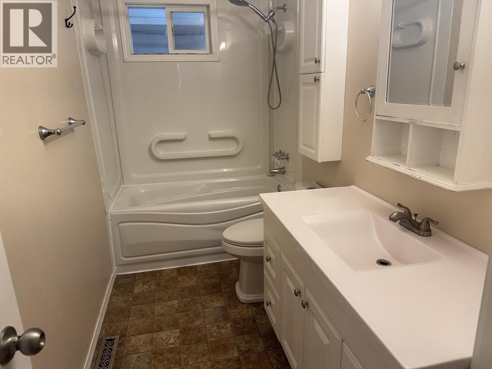 220 CRYSDALE DRIVE, Mackenzie