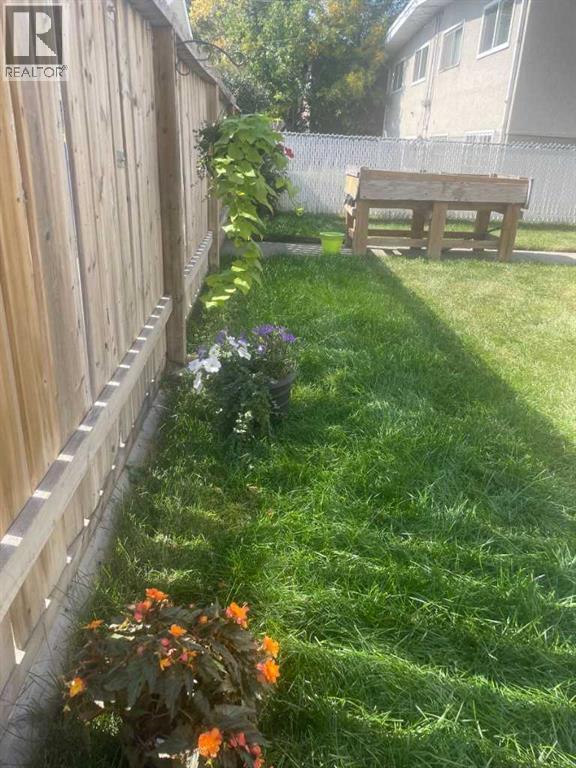 Single Family House Multi-level for Sale in    Avenue SW Kingsland Calgary 