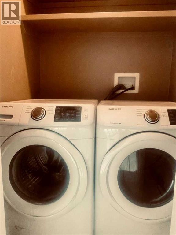 Single Family House Multi-level for Sale in    Avenue SW Kingsland Calgary 