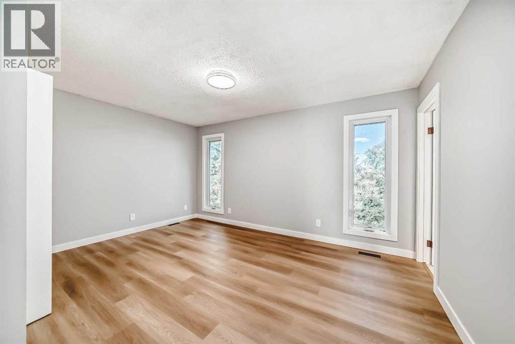 Single Family House for Sale in  Woodbine Boulevard SW Woodbine Calgary 