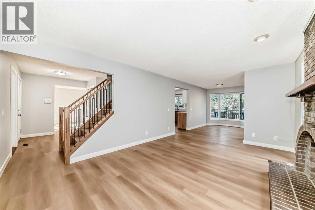 Single Family House for Sale in  Woodbine Boulevard SW Woodbine Calgary 