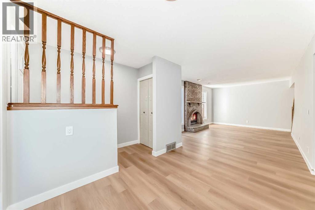 Single Family House for Sale in  Woodbine Boulevard SW Woodbine Calgary 