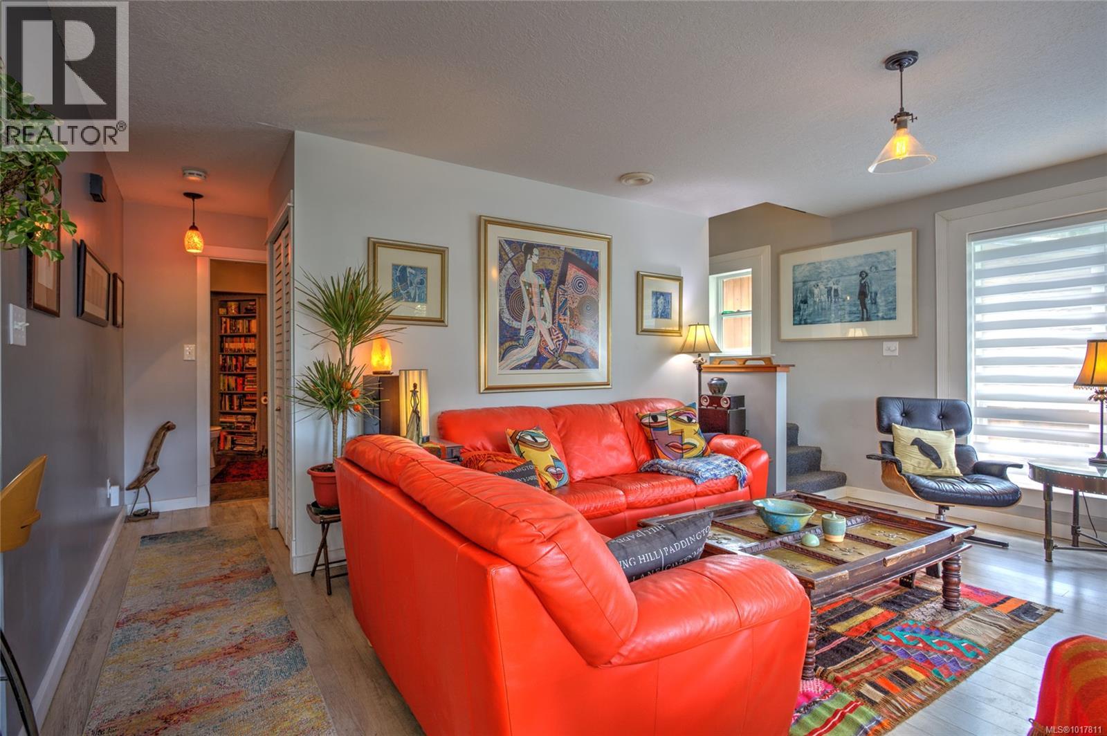 7777 Sunset Dr, Lake Cowichan