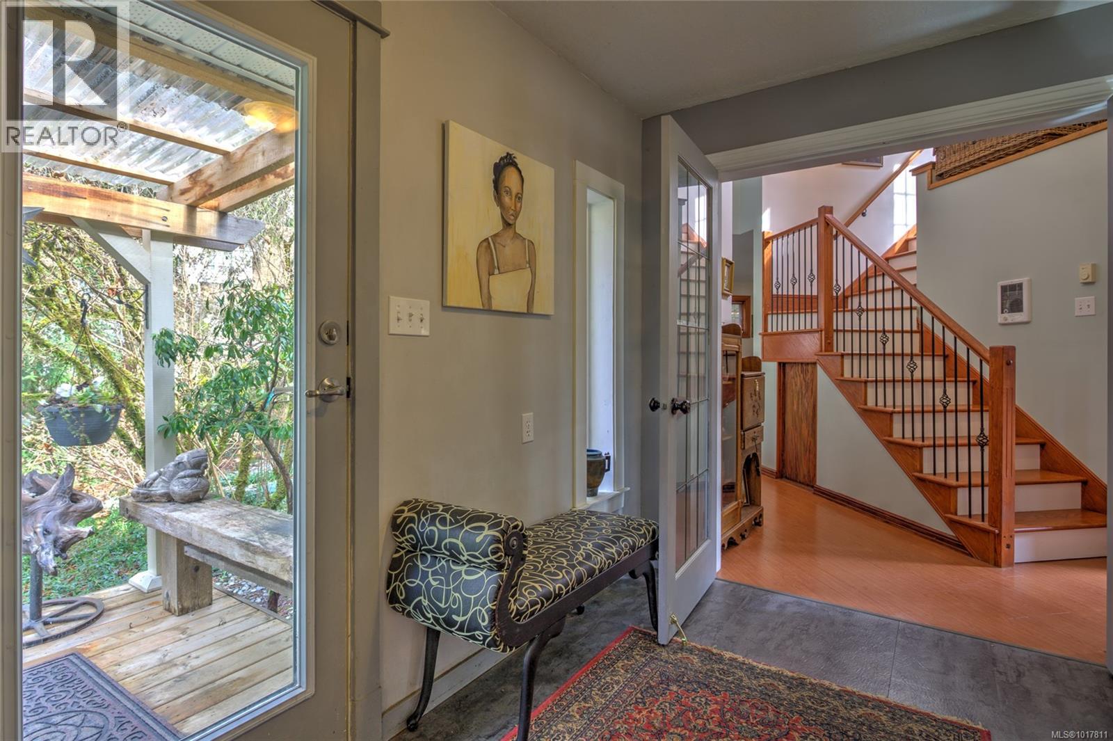 7777 Sunset Dr, Lake Cowichan