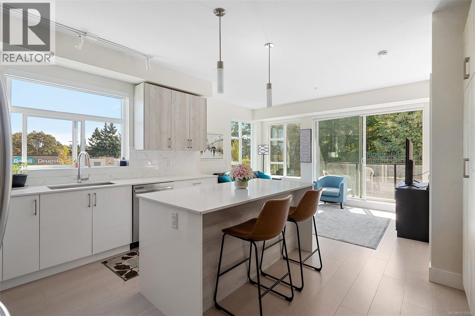 207 1450 Glentana Rd, View Royal