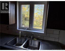 348 St-jean Street, Saint Leonard, NB E7E2B6 Photo 18