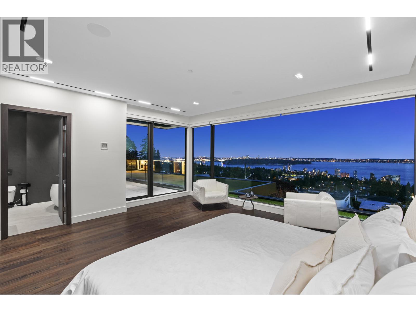 1840 ORCHARD WAY, West Vancouver