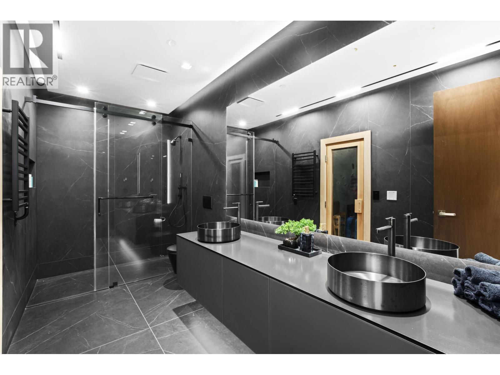 1840 ORCHARD WAY, West Vancouver