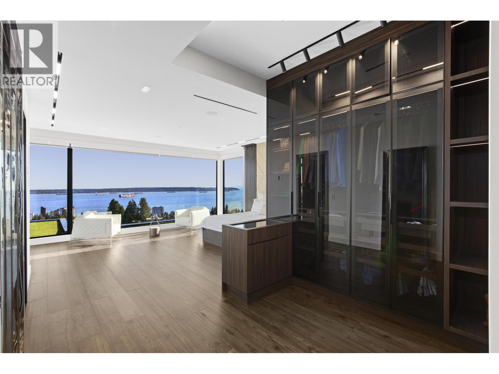 1840 ORCHARD WAY, West Vancouver