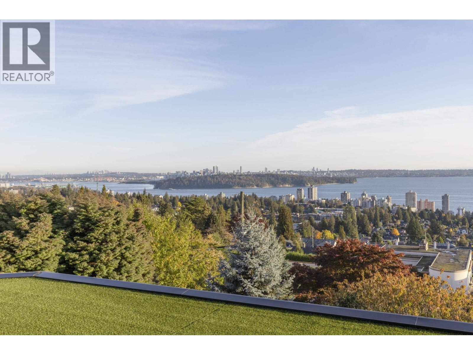 1840 ORCHARD WAY, West Vancouver