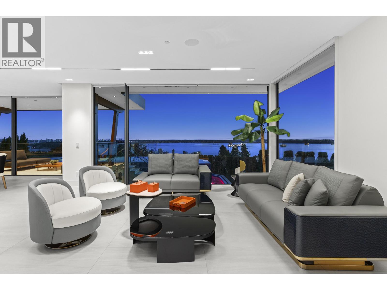 1840 ORCHARD WAY, West Vancouver